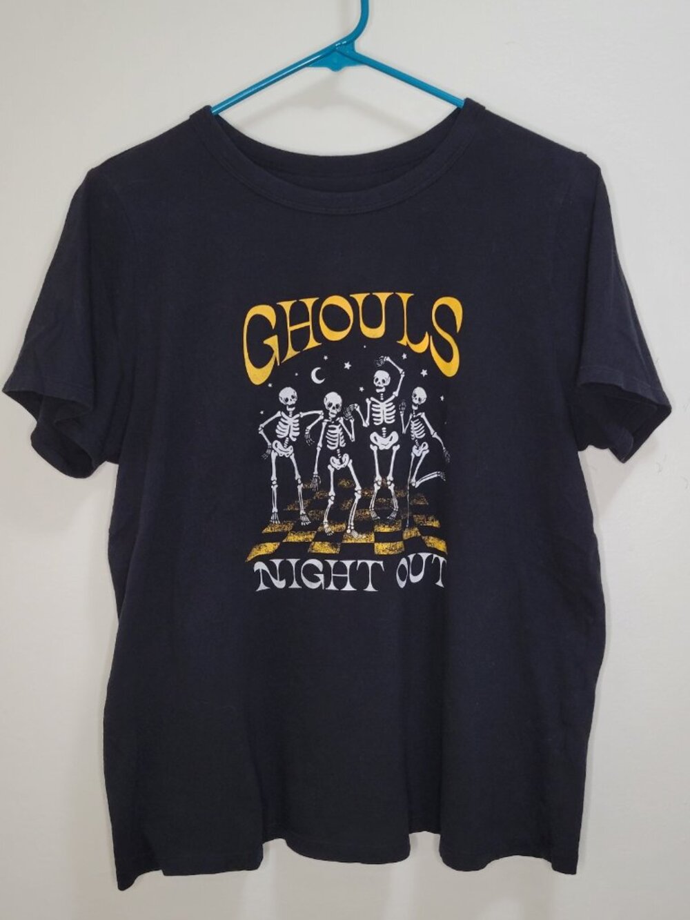 Old Navy Women's Halloween Skeleton shirt